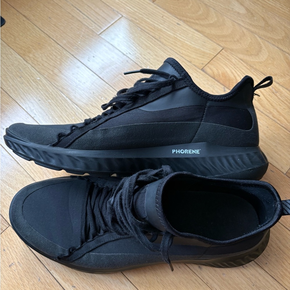 Black Men's Ecco Gortex Waterproof Athletic Shoes